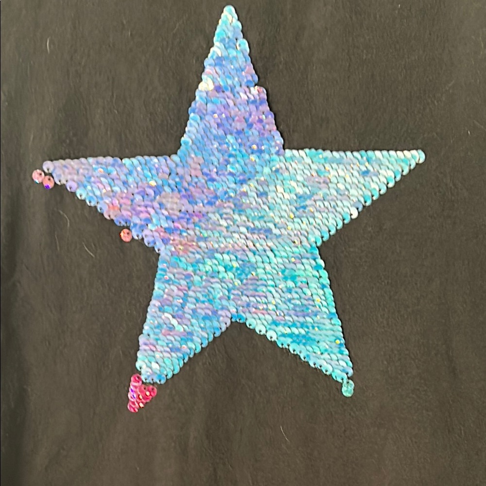 Cat & Jack Dark Gray Tank Top with Colorful Sequin Star - Picture 6 of 6